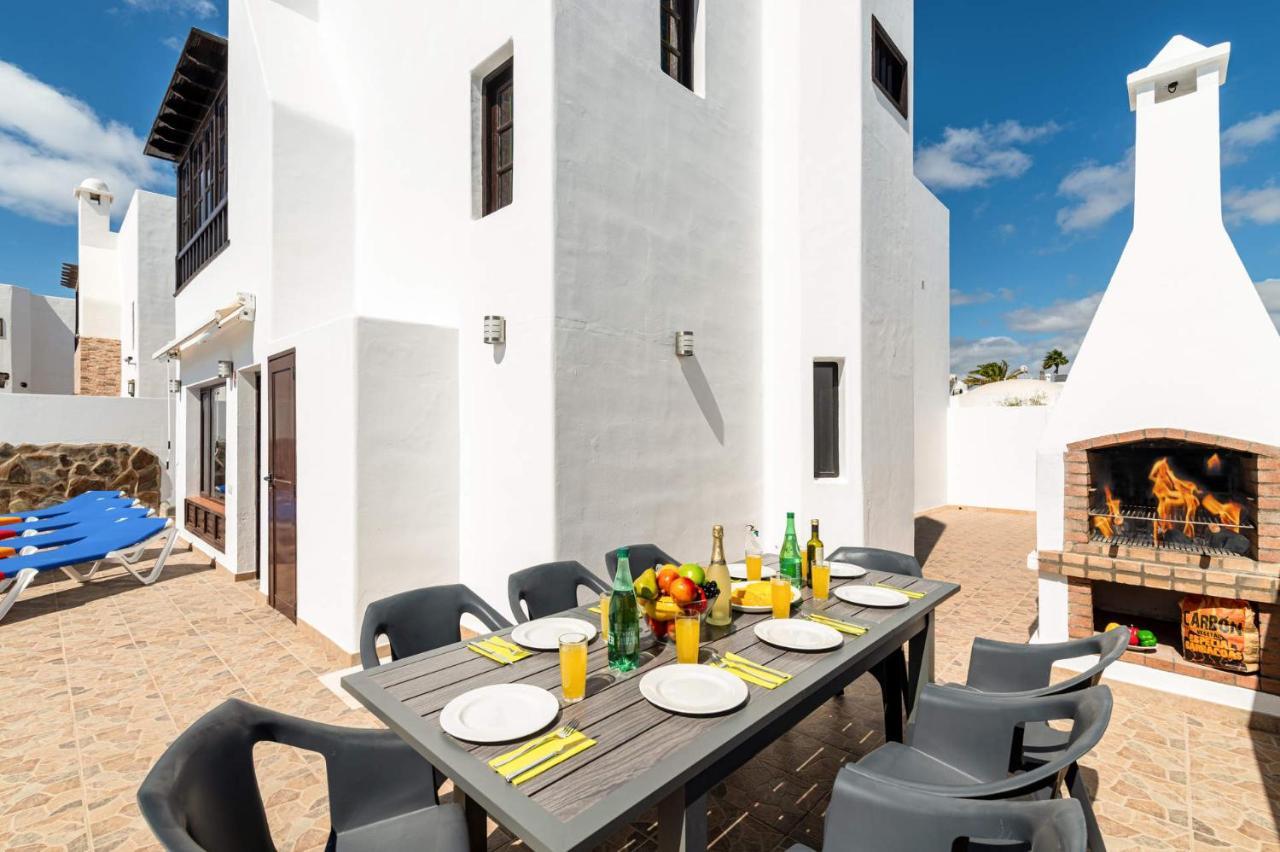 Villa Margarita By Villa Plus Тіас Екстер'єр фото